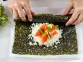 Domowe sushi bez maty: 3 sprawdzone triki dla każdego
