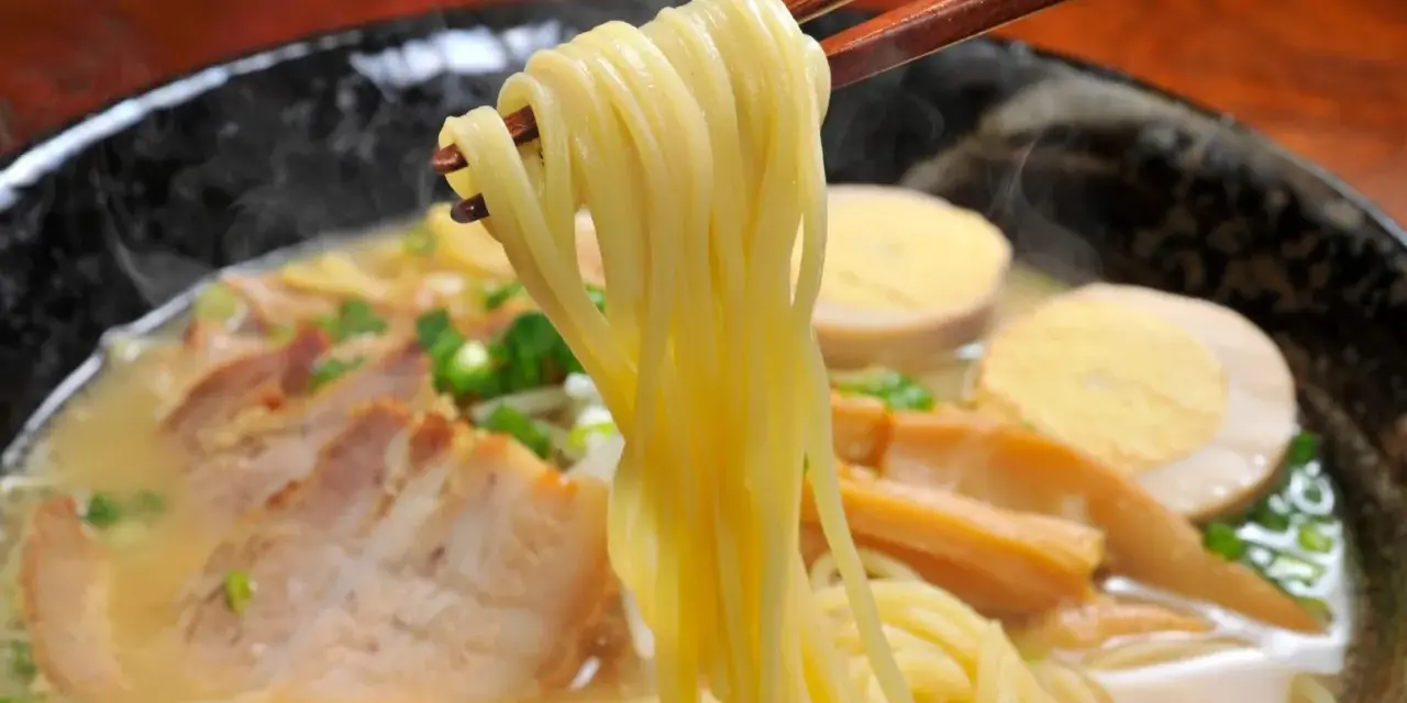 Zupka chińska jak ramen? Szybki przepis na domowy hit!