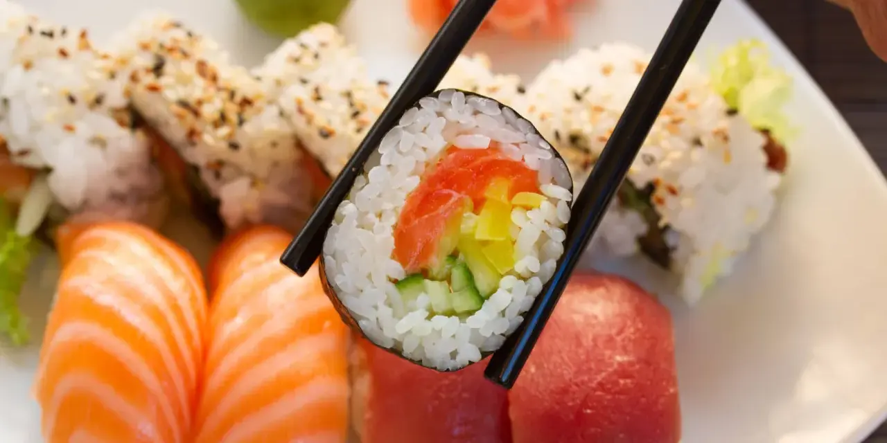 Sushi z czym zrobić? Od ryżu po idealne dodatki!