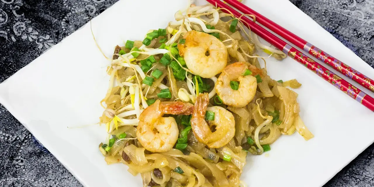 Pad Thai: Jak smakuje? Słodki, kwaśny, słony czy ostry?