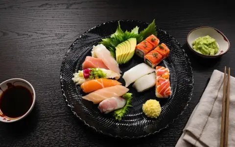 Czy sushi je się na zimno? Prawda o temperaturze i smaku