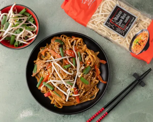 Chow Mein w Polsce: Gdzie kupić i jak wybrać najlepszy?