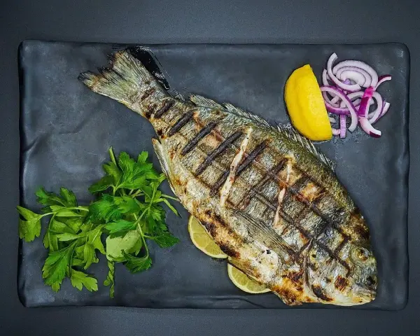 Jak przyprawić rybę? Odkryj sekrety perfekcyjnego smaku
