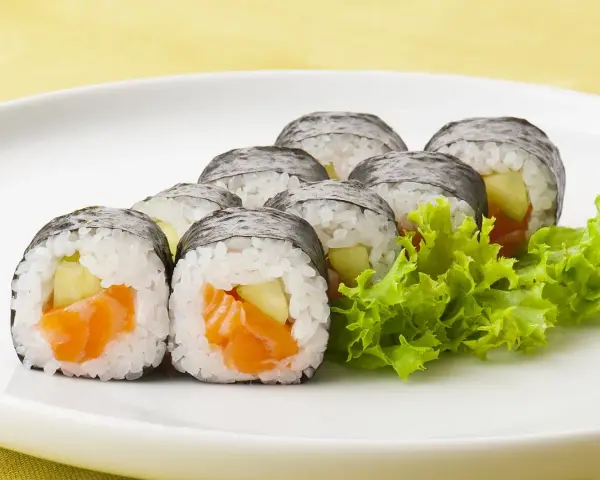 Jakie składniki do sushi? Poznaj sekrety mistrzów!