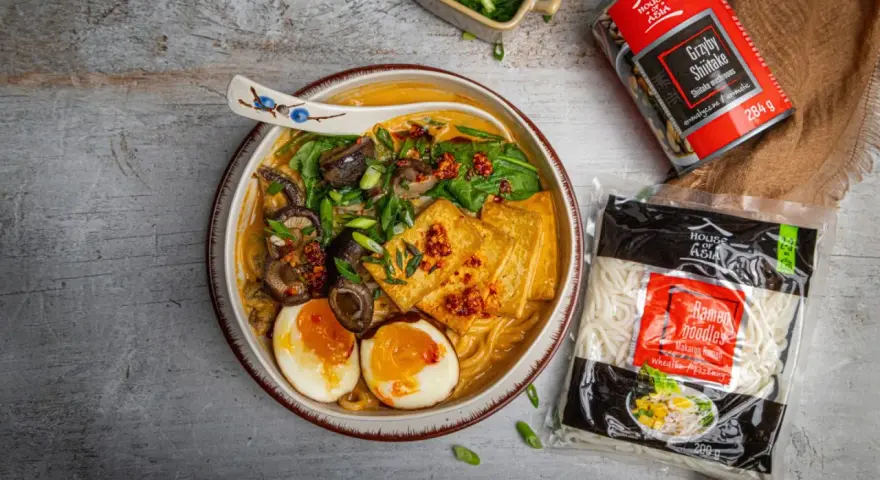Makaron do ramen: Sekret smaku. Gdzie kupić i jak ugotować?