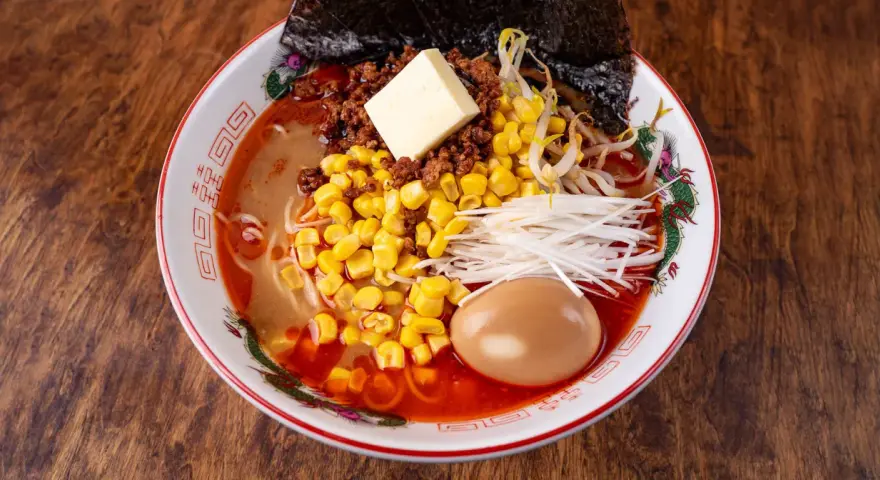 Ramen w domu: Przepis, sekrety bulionu i uniknij błędów!