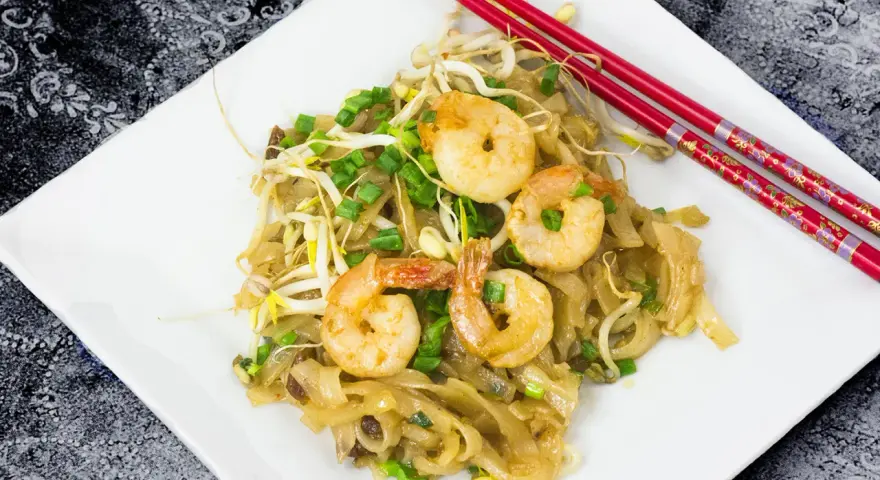 Pad Thai: Jak smakuje? Słodki, kwaśny, słony czy ostry?