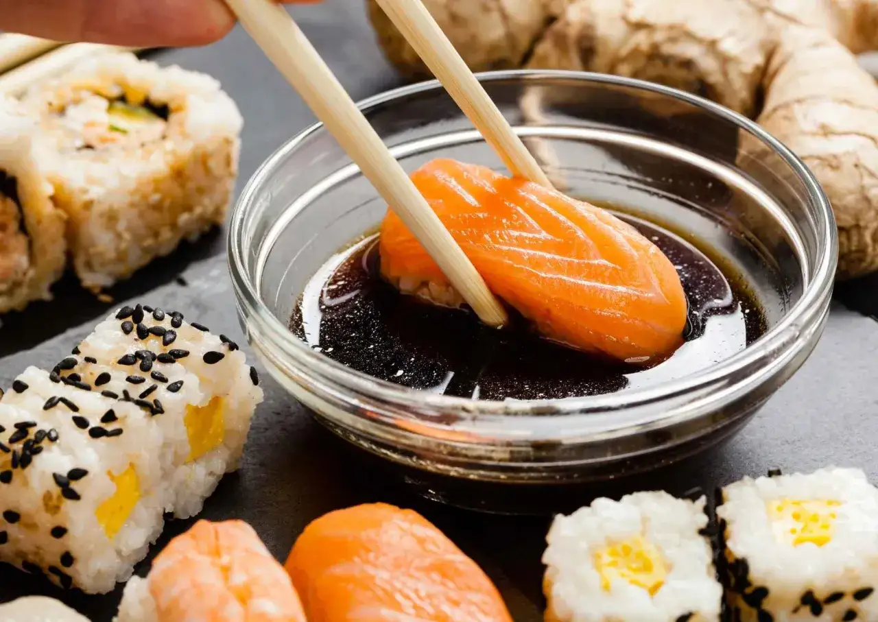 jaki sos sojowy do sushi por&oacute;wnanie