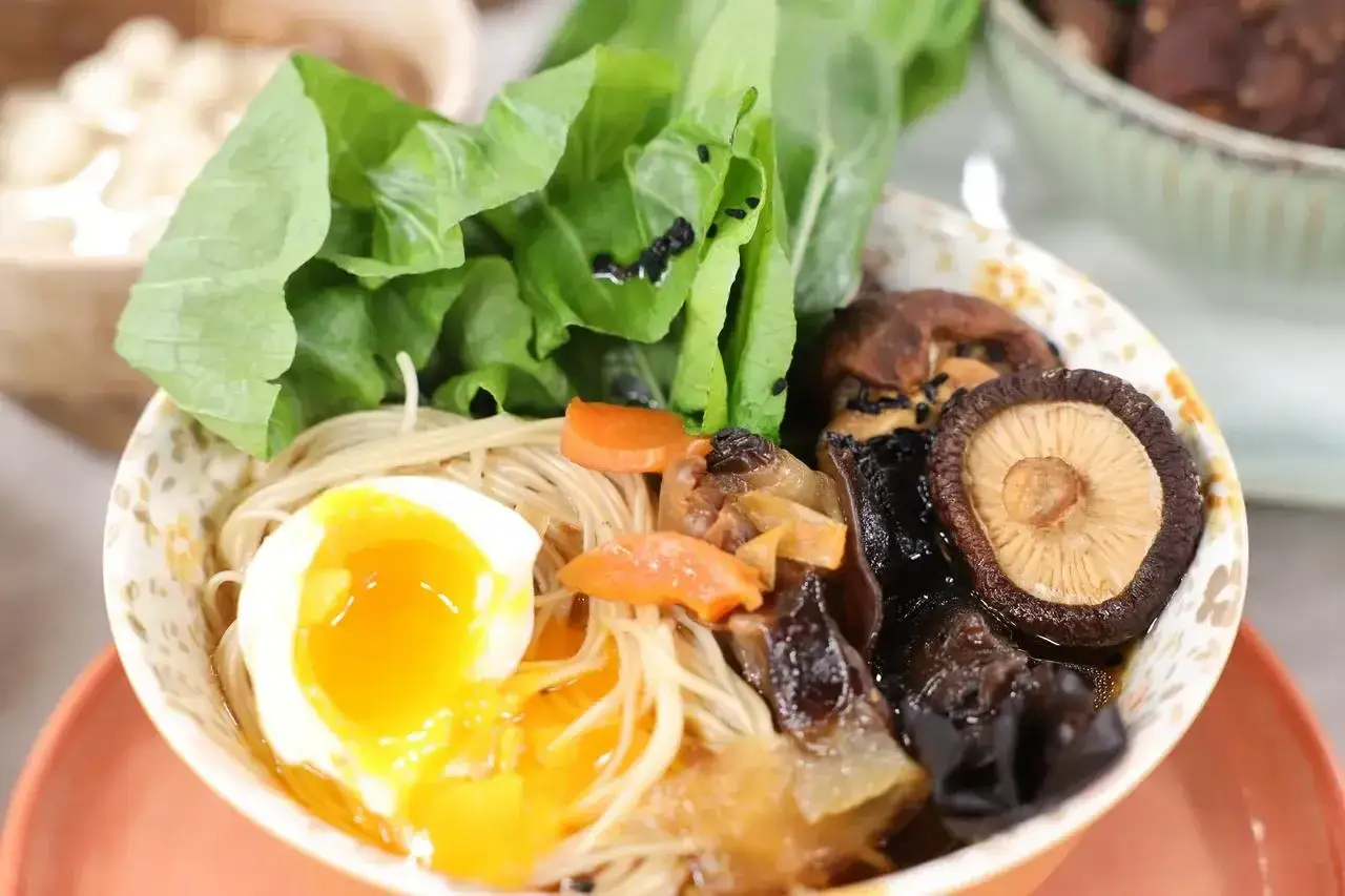 ramen dodatki